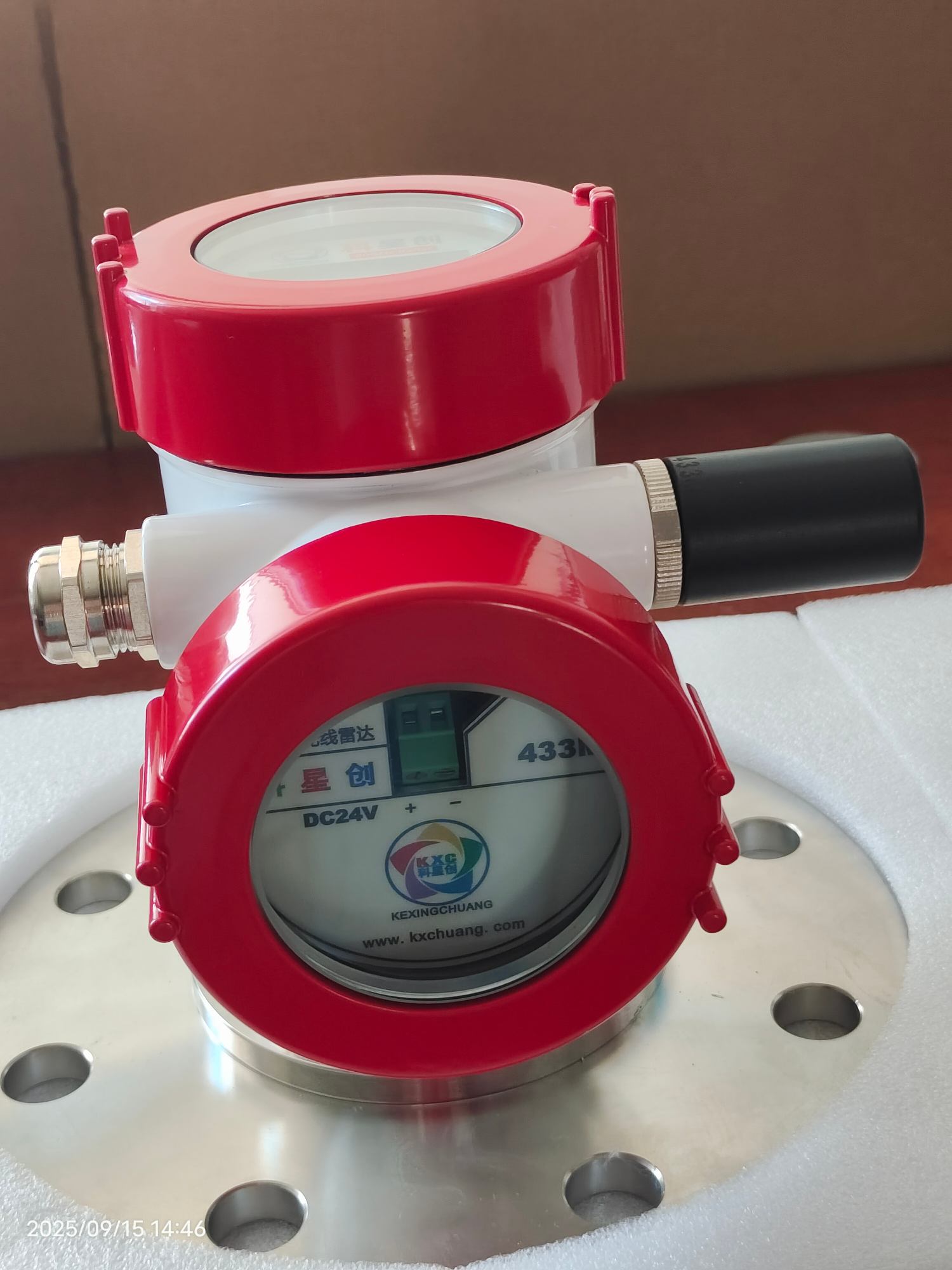 雷达物位计如何实现测量无死角？